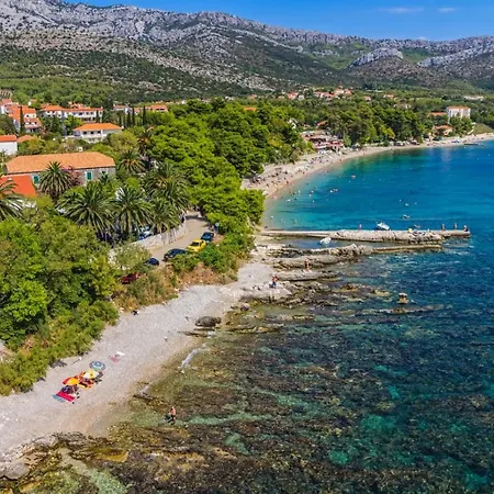 Apartman In With Terrace, Air Conditioning, Wifi, Washing Machine 4199-3 *