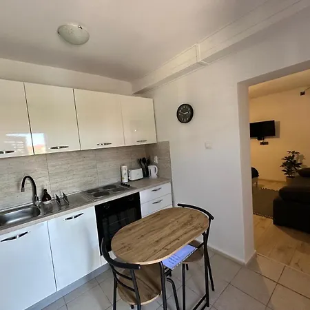 In With Terrace, Air Conditioning, Wifi, Washing Machine 4199-3 Trpanj