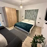 In With Terrace, Air Conditioning, Wifi, Washing Machine 4199-3 Appartement