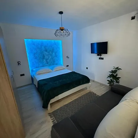 In With Terrace, Air Conditioning, Wifi, Washing Machine 4199-3 *