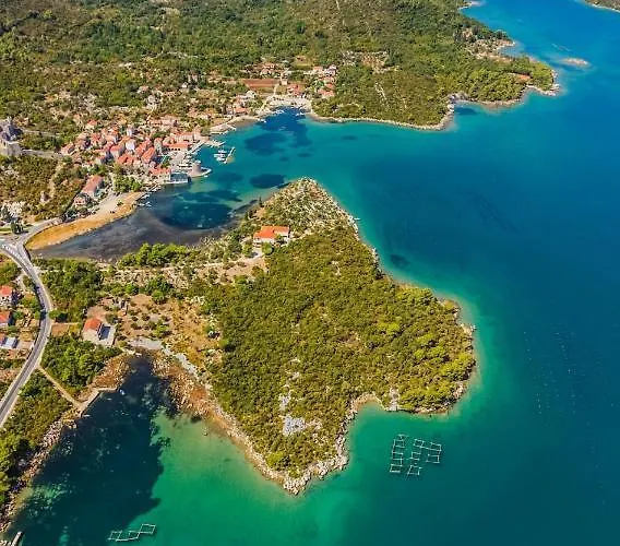 Apartman In With Terrace, Air Conditioning, Wifi, Washing Machine 4199-3